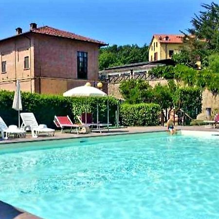 Hotel Residence Sant'Uberto Roccastrada Exterior foto