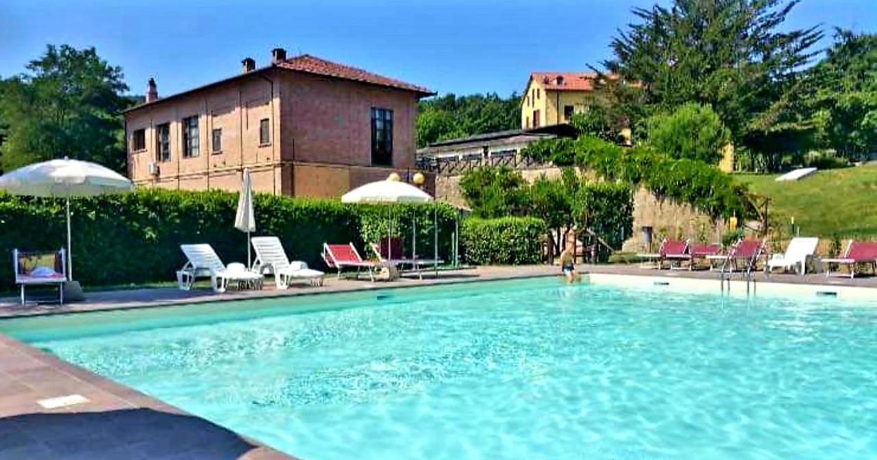 Hotel Residence Sant'Uberto Roccastrada Exterior foto